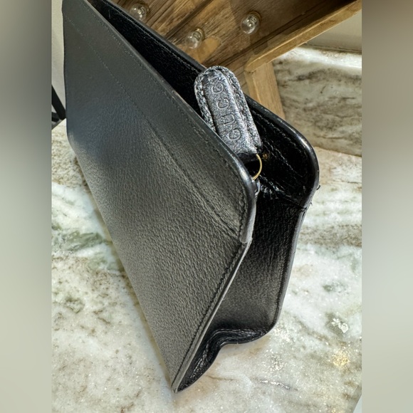 Vintage Gucci Leather Pouch Clutch - Picture 6 of 14